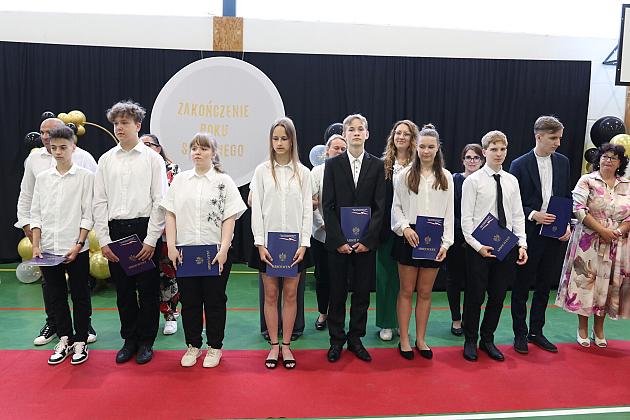 Uroczyste pożegnanie absolwentów Szkoły Podstawowej nr 5