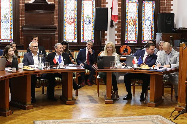 Burmistrz Lęborka z wotum zaufania i absolutorium