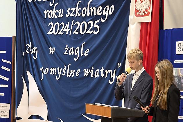 Uroczyste zakończenie roku szkolnego klas VIII w SP7