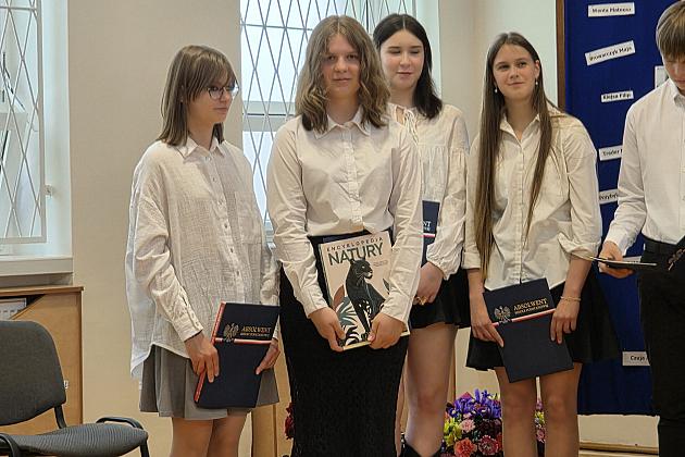 Uroczyste zakończenie roku szkolnego klas VIII w SP7