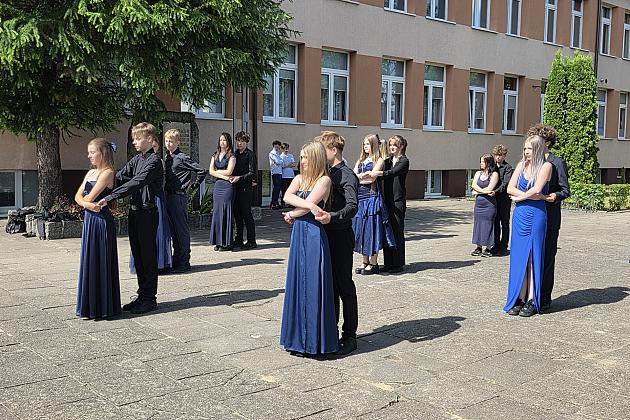 Uroczyste zakończenie roku szkolnego klas VIII w SP7