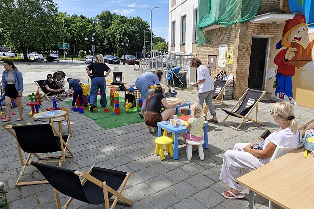 Letnia Czytelnia na Staromiejskiej już otwarta