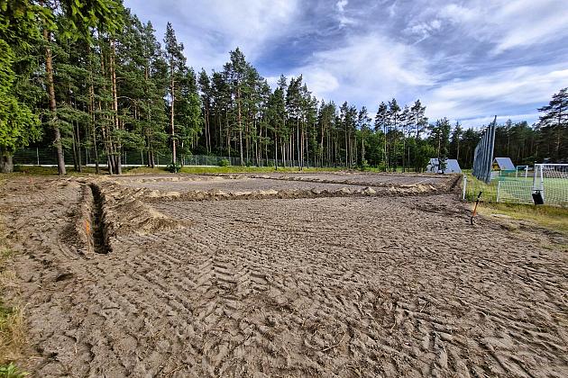 Trwa budowa boiska z naturalną nawierzchnią na Stadionie Miejskim w Lęborku