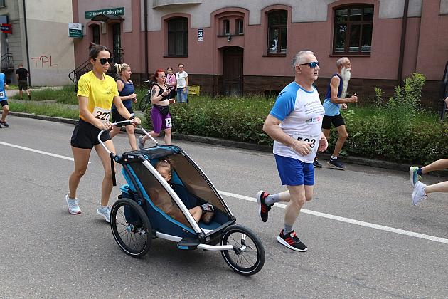Adam Głogowski ponownie nie do zatrzymania w Biegu św. Jakuba!