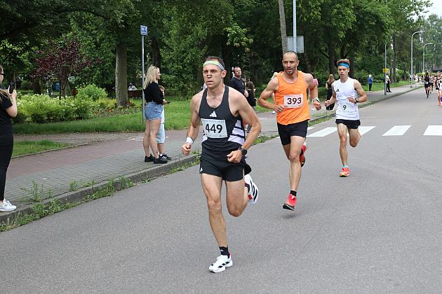 Adam Głogowski ponownie nie do zatrzymania w Biegu św. Jakuba!