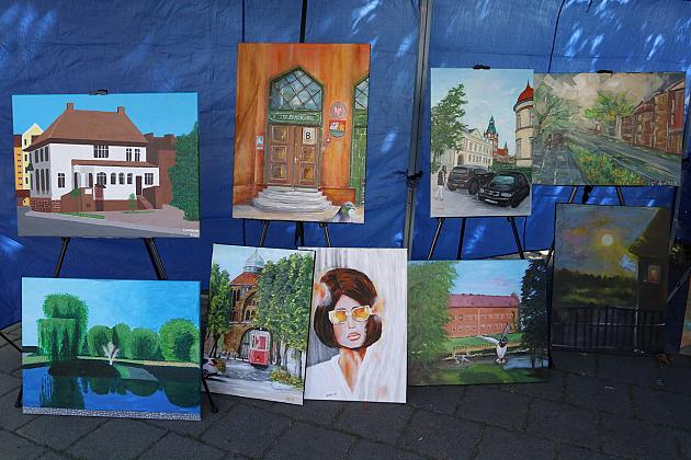 Sztuka w sercu miasta – plener malarski „Weduta” podsumowany podczas Jarmarku św. Jakuba