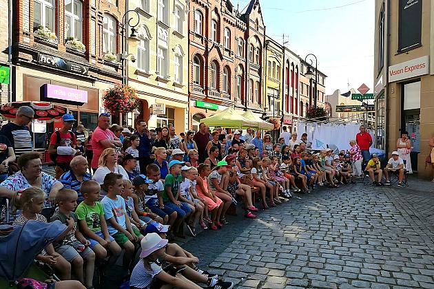 Zapraszamy najmłodszych na spektakl teatralny na pożegnanie lata