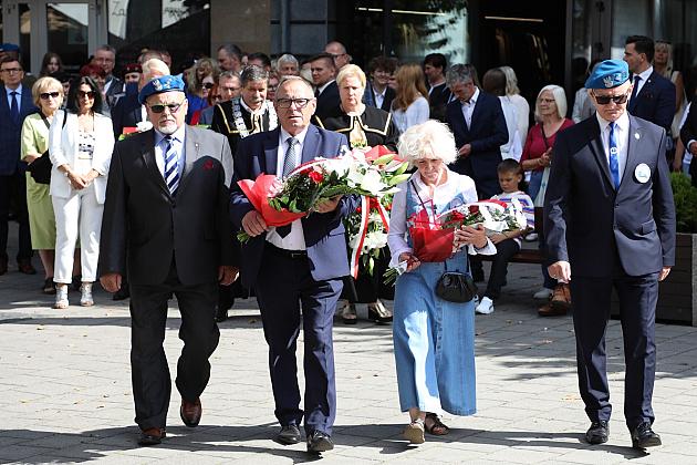 Pamięć, która zobowiązuje – w Lęborku uczczono 86. rocznicę wybuchu II wojny światowej