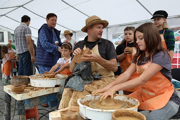 Kreatywna zabawa i muzyczne emocje podczas Pożegnania Lata