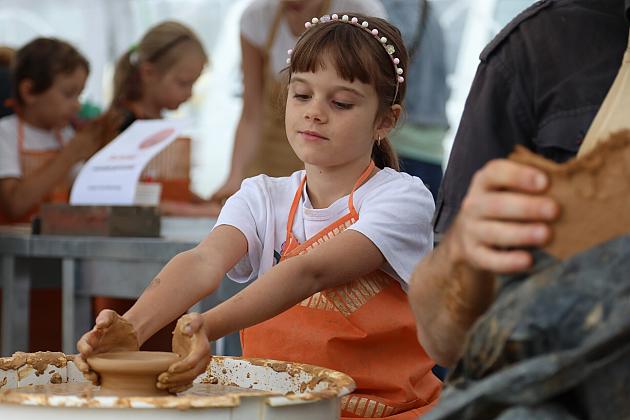 Kreatywna zabawa i muzyczne emocje podczas Pożegnania Lata