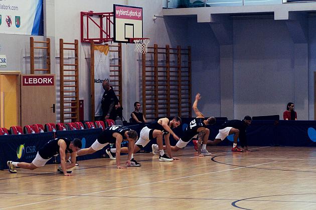 Święto koszykówki w Lęborku. Emocje do ostatniego gwizdka!