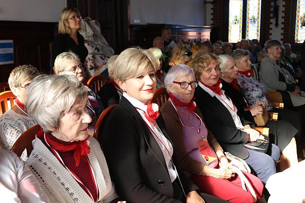 Aktywni, zaangażowani, inspirujący – seniorzy rozpoczęli swoje święto w Lęborku