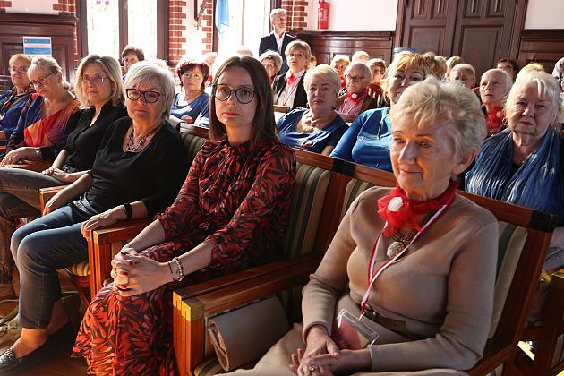 Aktywni, zaangażowani, inspirujący – seniorzy rozpoczęli swoje święto w Lęborku