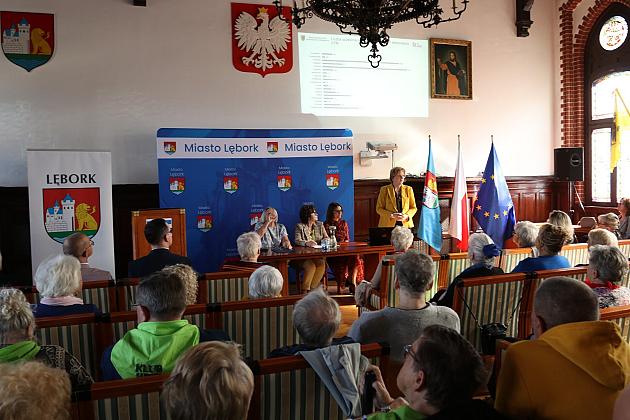 Aktywni, zaangażowani, inspirujący – seniorzy rozpoczęli swoje święto w Lęborku