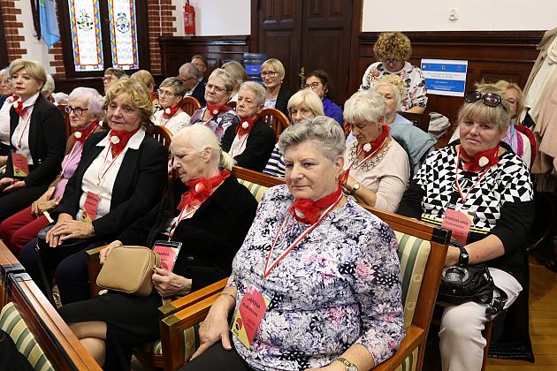 Aktywni, zaangażowani, inspirujący – seniorzy rozpoczęli swoje święto w Lęborku