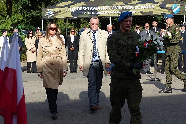 Polskie ofiary II wojny światowej upamiętnione przy jednostce wojskowej