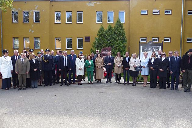 Polskie ofiary II wojny światowej upamiętnione przy jednostce wojskowej