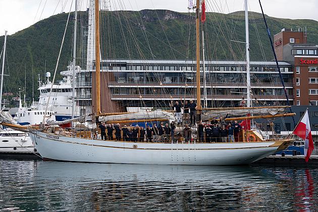 Historyczne osiągnięcie lęborczanina – na pokładzie żaglowca opłynął legendarny Spitsbergen