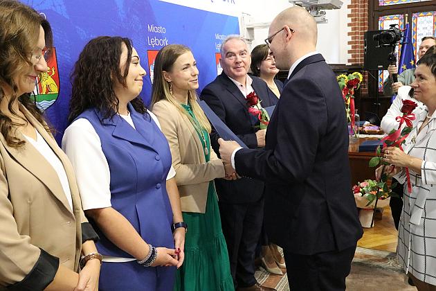 Nagrody dla nauczycieli i dyrektorów z okazji Dnia Edukacji Narodowej