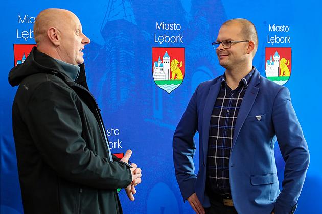 Sportowe sukcesy lęborskich karateków – spotkanie z burmistrzem Lęborka