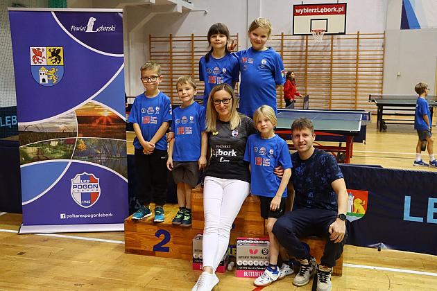 „Równe szanse przy stole” – młodzi tenisiści pokazali klasę!