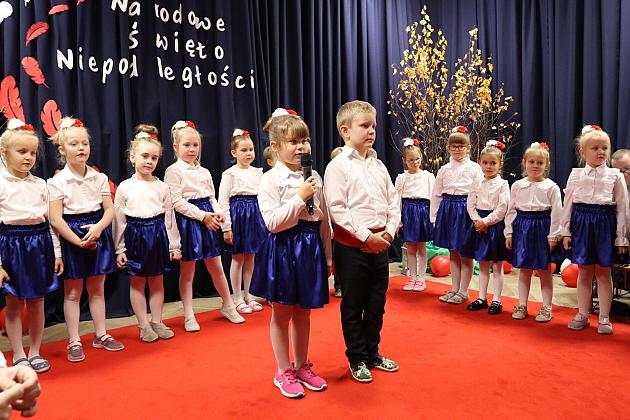 Radośnie i z dumą o Polsce – wieczornica patriotyczna w Przedszkolu nr 6