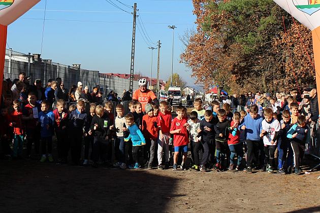 Świętowanie niepodległości na sportowo – 240 uczestników w Biegu o Grand Prix Lęborka