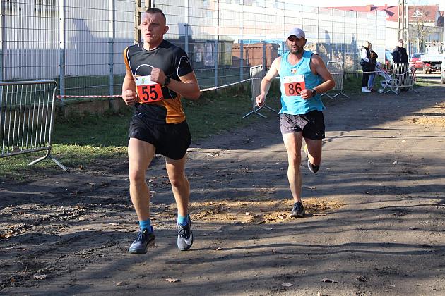 Świętowanie niepodległości na sportowo – 240 uczestników w Biegu o Grand Prix Lęborka