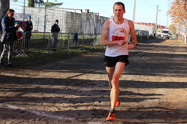 Świętowanie niepodległości na sportowo – 240 uczestników w Biegu o Grand Prix Lęborka