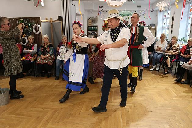 Bal Seniora w rytmie wiejskiej potańcówki