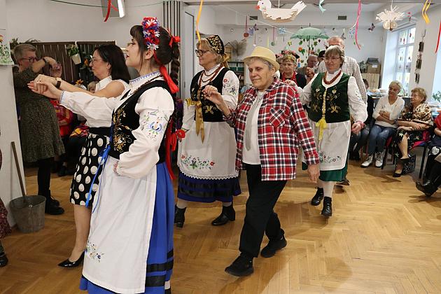 Bal Seniora w rytmie wiejskiej potańcówki