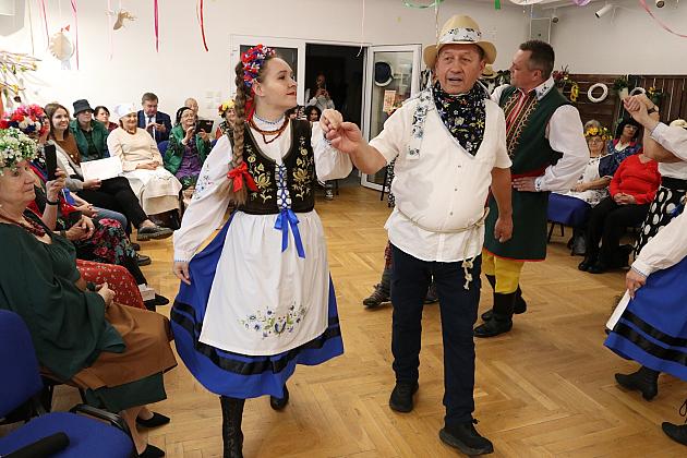 Bal Seniora w rytmie wiejskiej potańcówki