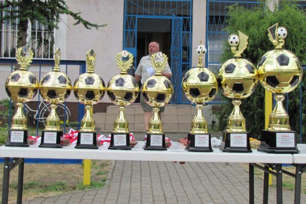 Zagrali w słonku i deszczu