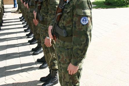 Znicze pamięci w 71. rocznicę wybuchu II wojny światowej