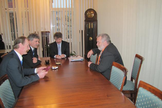 Złote Krzyże Zasługi dla lęborskich działaczy PCK