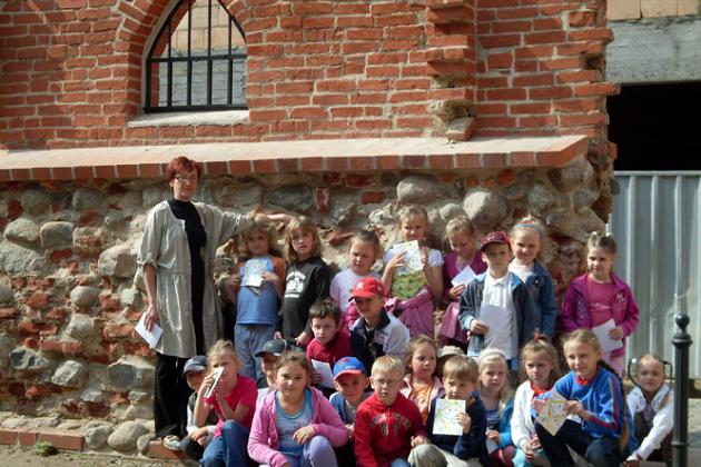 Przedszkolaki na szlaku średniowiecznych obwarowań