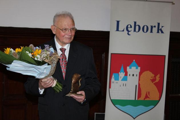 Flaga Honorowa Europy powiewa nad miastem, „Lęborskie Lwy