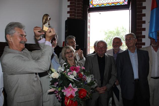 Flaga Honorowa Europy powiewa nad miastem, „Lęborskie Lwy