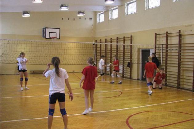 Turnieje siatkówki w ramach FERII NA SPORTOWO