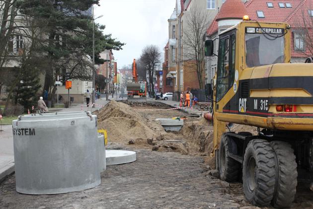 Rozpoczęły się prace na odcinku ul. Armii Krajowej