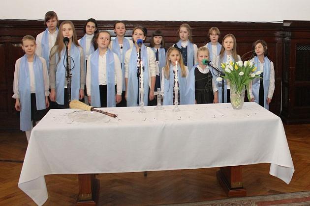 Biskup z kolędą w ratuszu