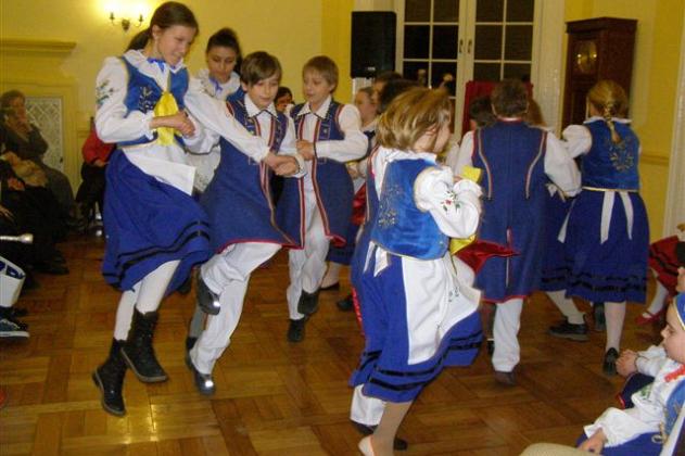 Scenariusze po kaszubsku - w książce „W krôjnie Grifa