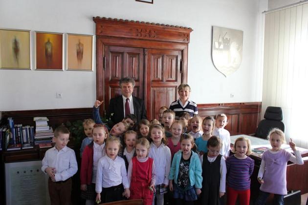 Spotkanie przedszkolaków z Burmistrzem
