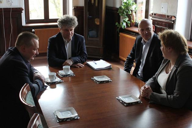 Przedstawiciele NMF Group z wizytą u Burmistrza