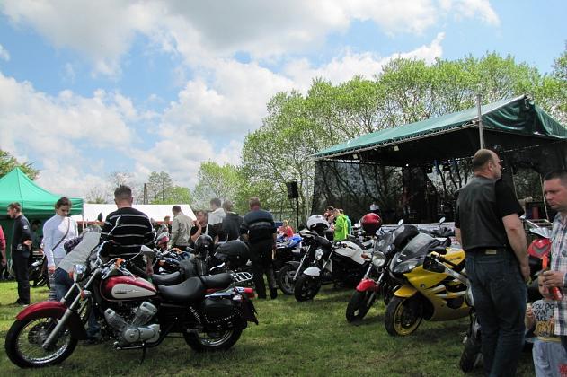 Majówka w Wilkowie odwiedzana tłumnie