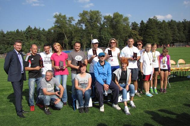 Szkolne zawody lekkoatletyczne na nowej bieżni