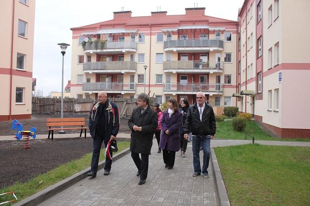 Nowy dom wielorodzinny na Łasaka