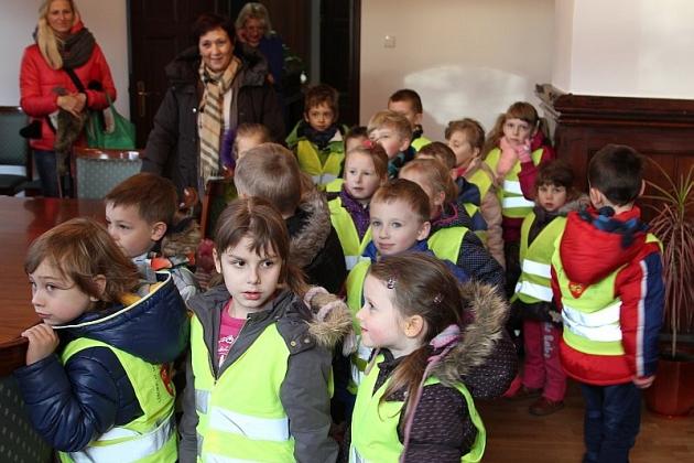 Przedszkolaki w ratuszu