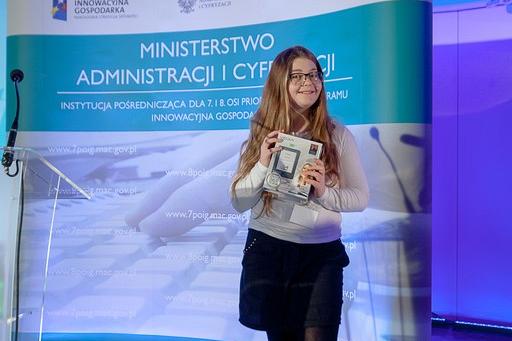 Nagroda dla uczestniczki projektu pn. „e-Lębork - przeciwdziałanie wykluczeniu cyfrowemu na terenie Gminy Miasto Lębork”