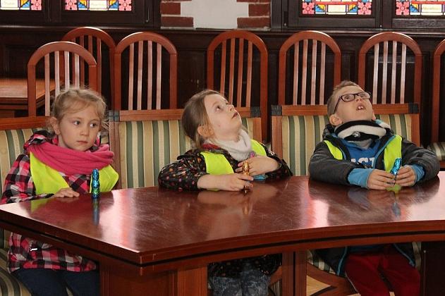 Świąteczna wizyta przedszkolaków z „piątki”